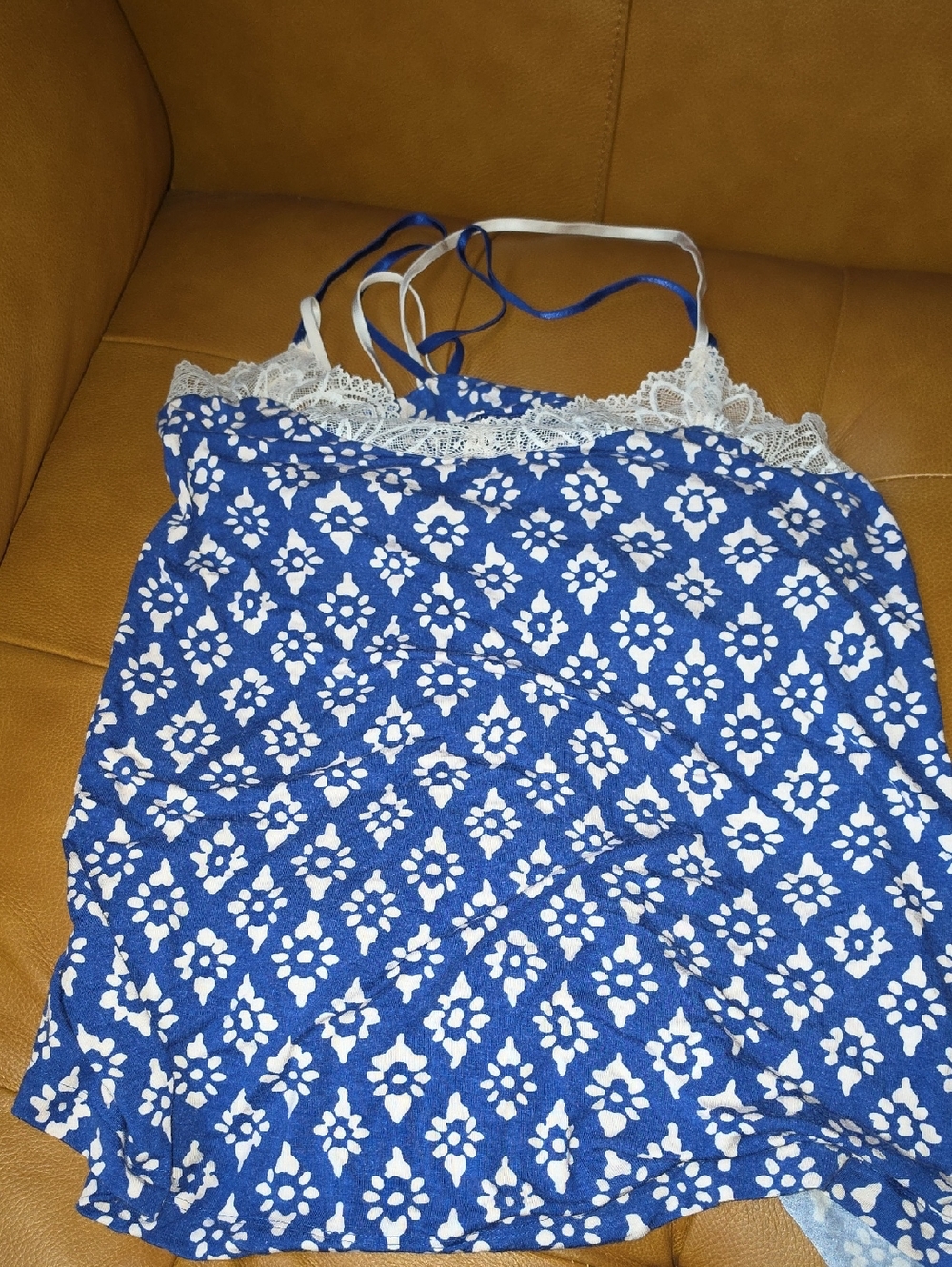 Soma Blue Print & White Floral Lace Cool night's sleep cami with shelf bra Large